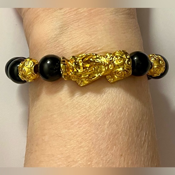 Obsidian (NWOT) elastic bracelet feng shui jewelry - Picture 9 of 17